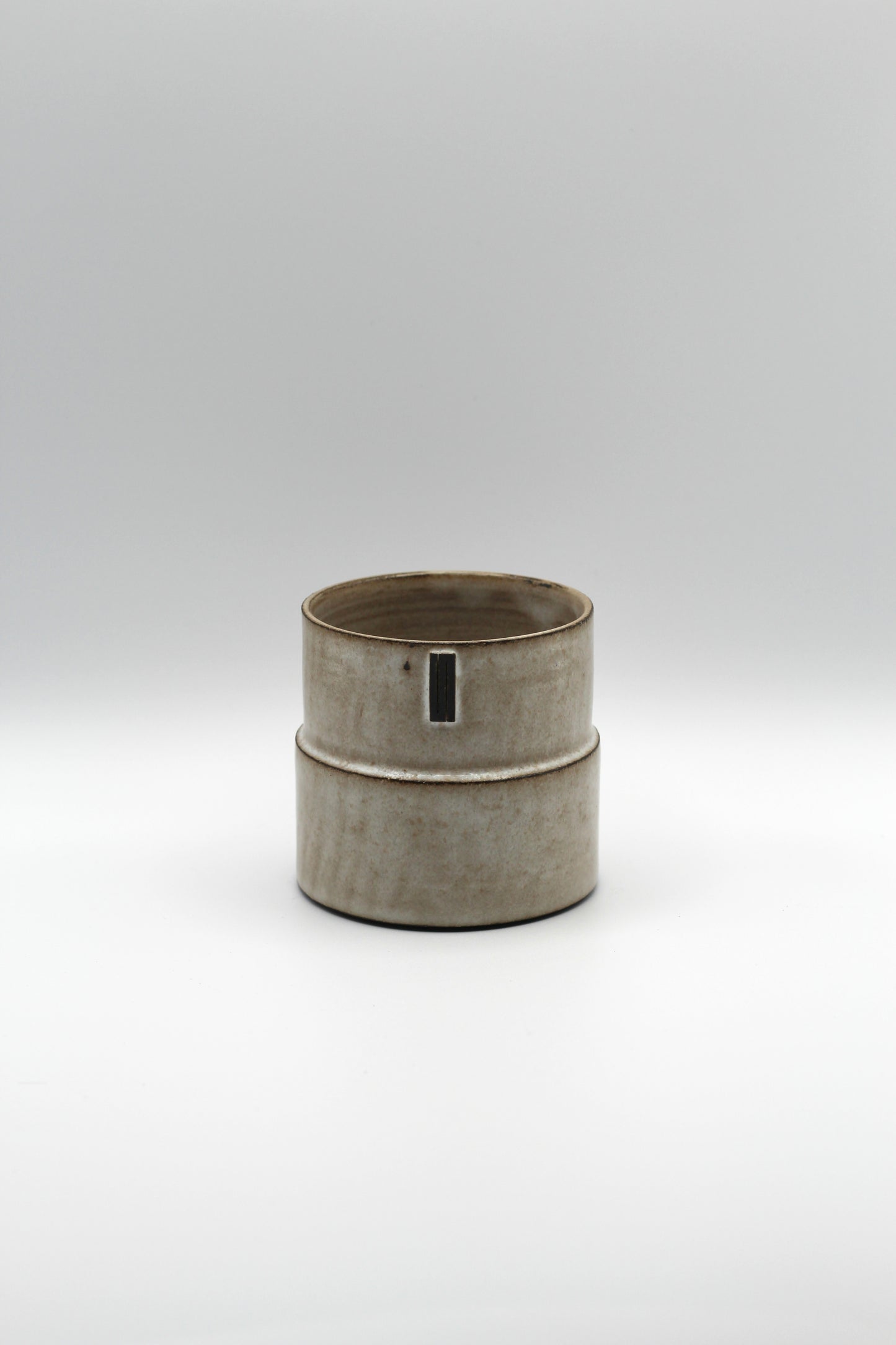 Stepped Cup | Studio White