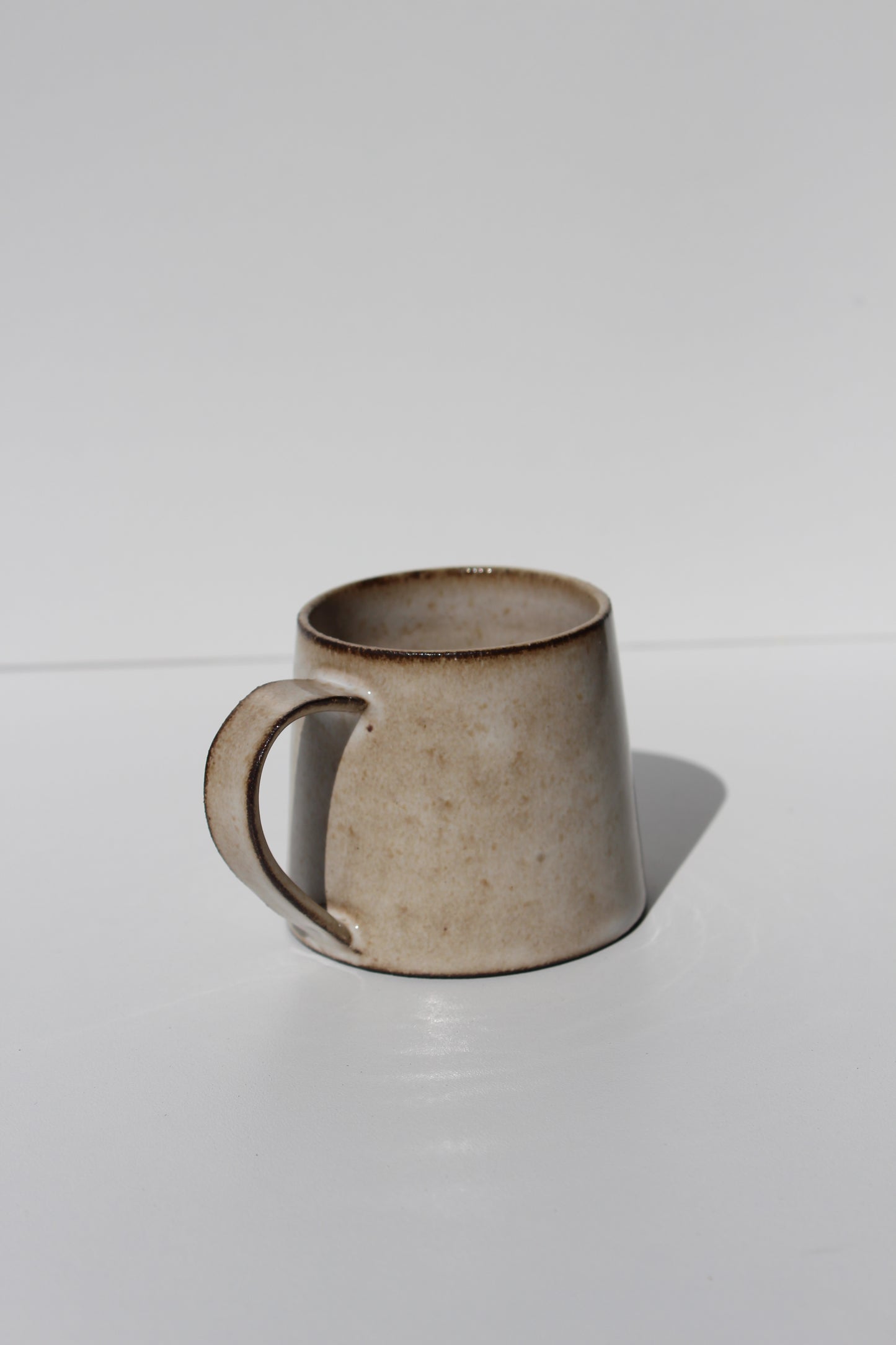 Small Flared Mug | White